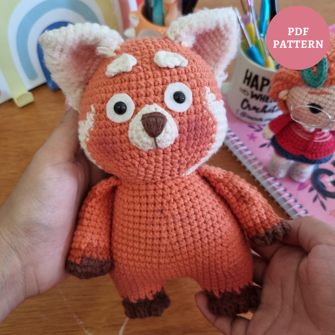 Mei Panda Vermelho - Receita de Amigurumi em PDF